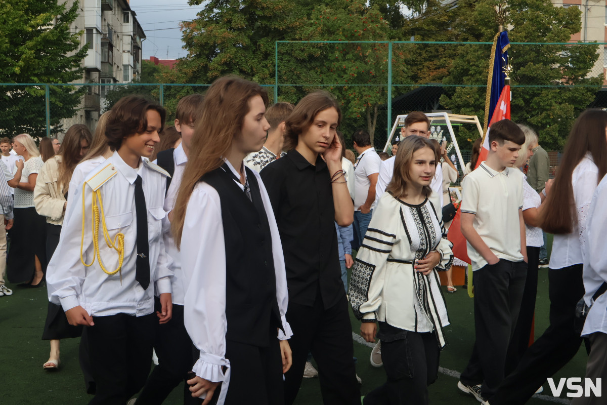 Як у школах Луцька зустріли перший дзвоник. Фоторепортаж