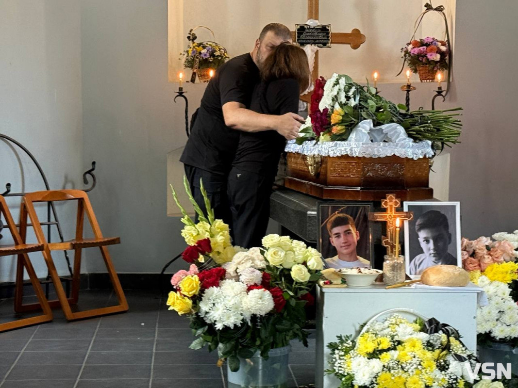 У Луцьку прощаються з 14-річним Олександром Шокуром, який загинув у страшній ДТП: завтра йому мало виповнитися 15