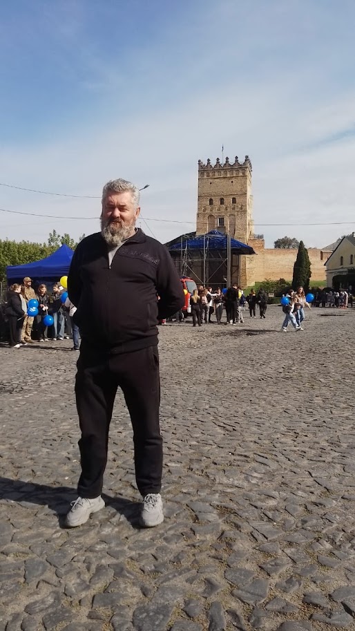 Директор школи у мирному житті, «Генерал» серед побратимів на війні: серце захисника зупинилося на рідній Волині