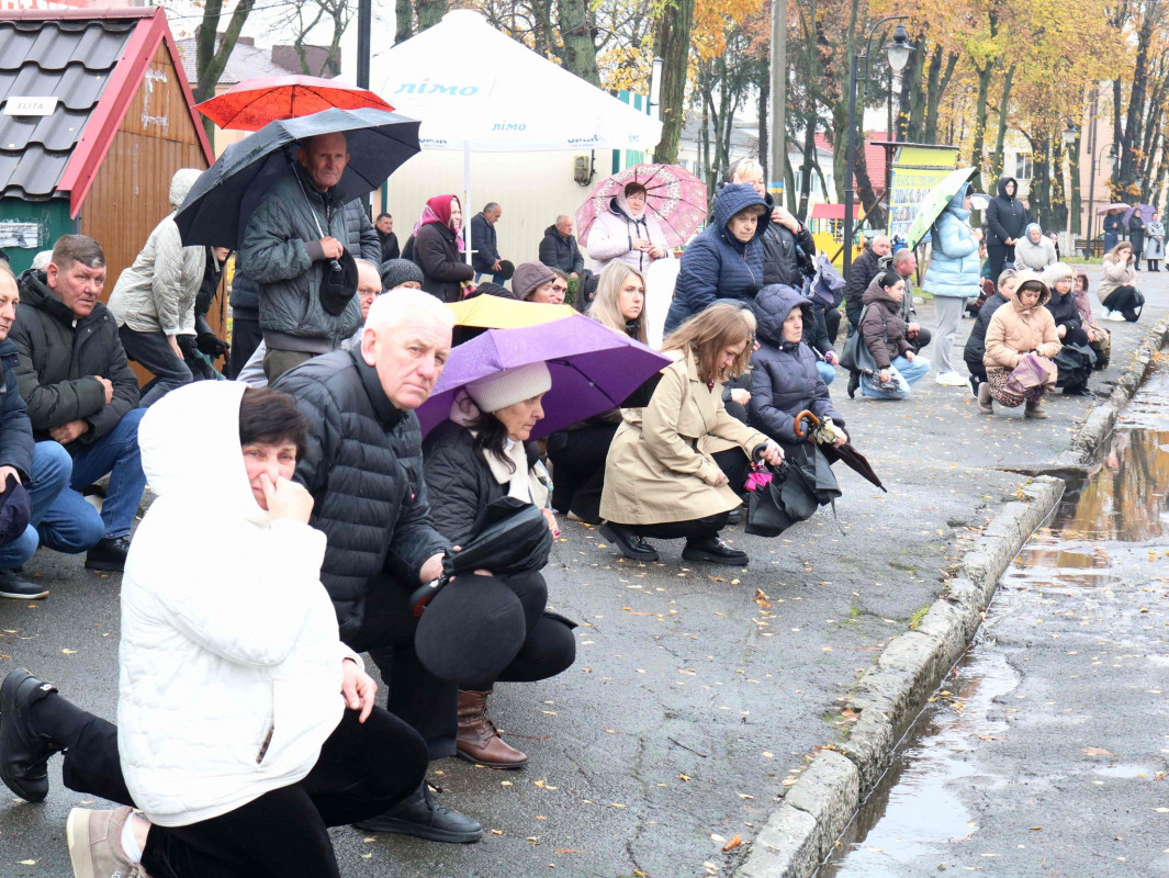 Довгий час вважався зниклим безвісти: на Волині попрощалися з Героєм Валентином Боском