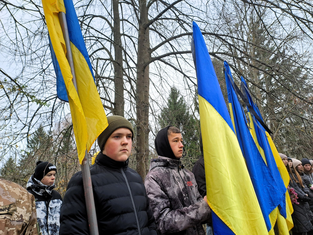 Влітку отримав повістку, а в листопаді загинув: на Волині усе село прийшло на похорон Героя Сергія Клекоцюка. Фото