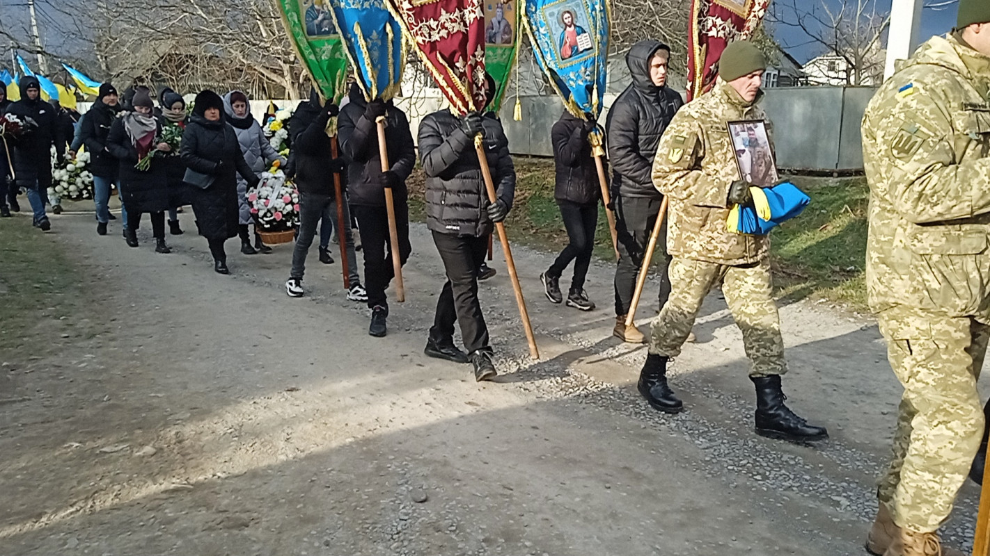 Загинув унаслідок вибуху ворожого снаряда: попрощалися із ексгравцем луцької «Волині» Романом Годованим