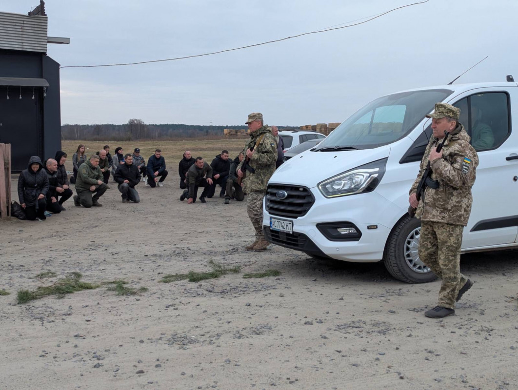 Майже два роки вважався зниклим безвісти: на Волині попрощалися з молодим захисником Дмитром Шудрою