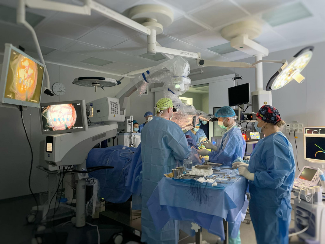 Вперше в Україні дитині зробили операцію на мозку із пробудженням