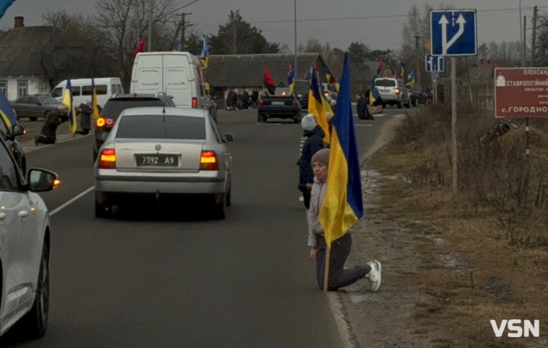 Осиротіли донечка і син: «на щиті» востаннє додому повернувся Герой з Волині Сергій Челяда