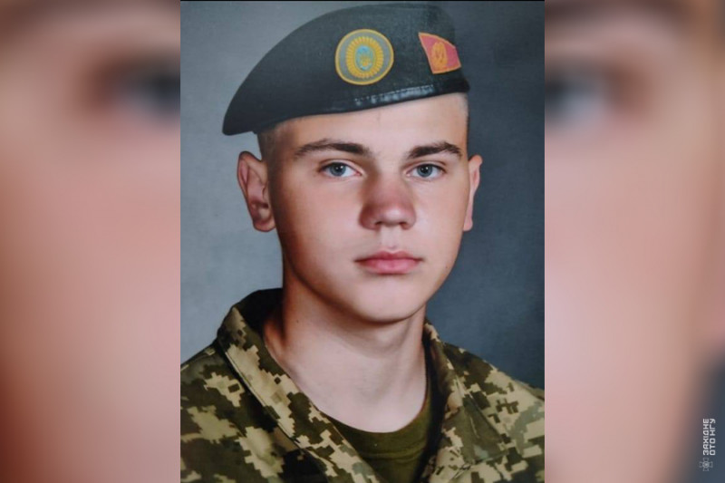 Рідним загиблого нацгвардійця з Волині передали орден воїна