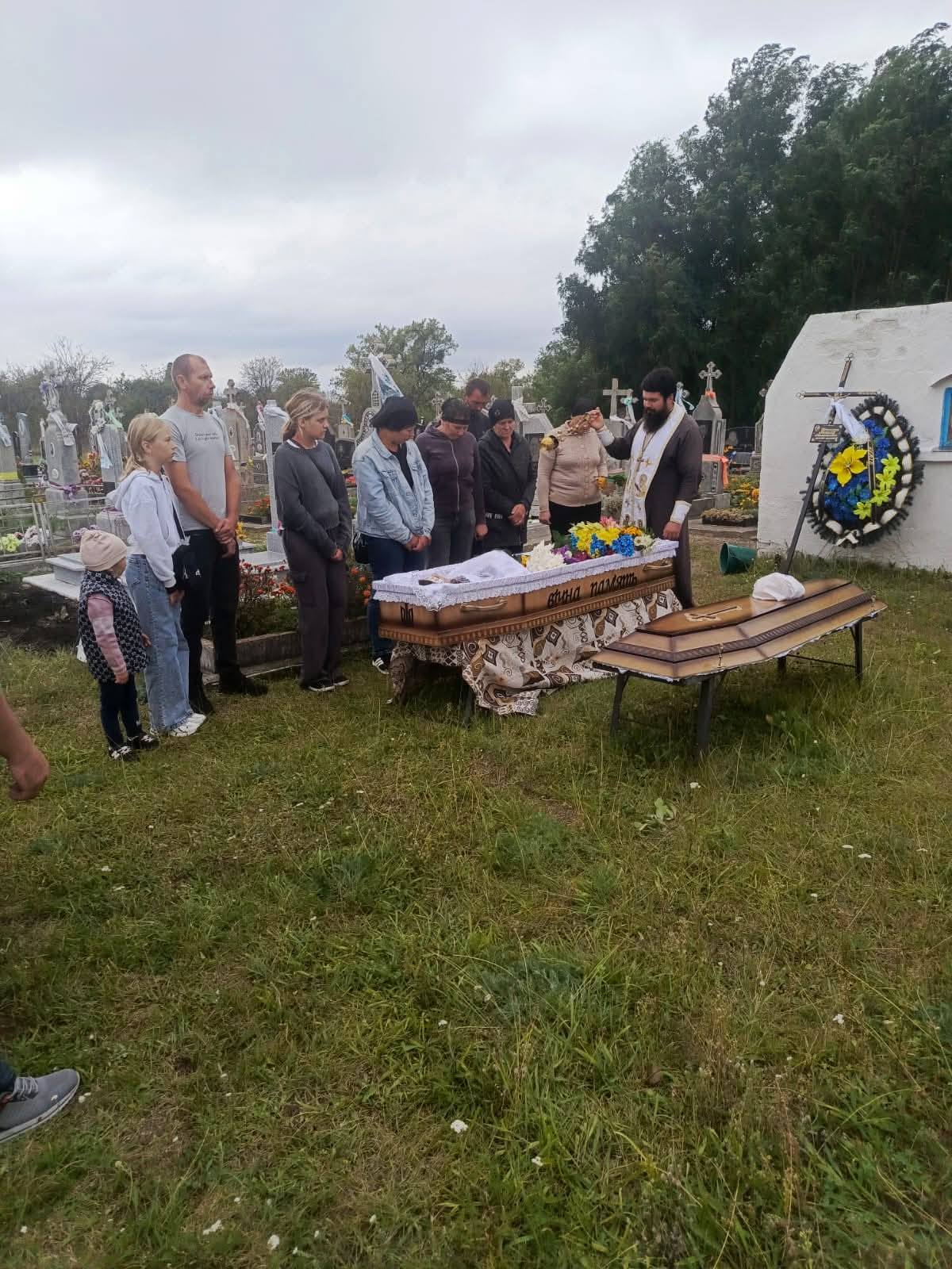 Серце не витримало жахіть війни: на Волині попрощались з Героєм Віталієм Нечипоруком