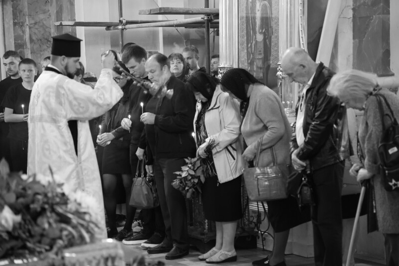 Навіки 47: у Луцьку попрощалися з Героєм Віктором Мельничуком. Фото