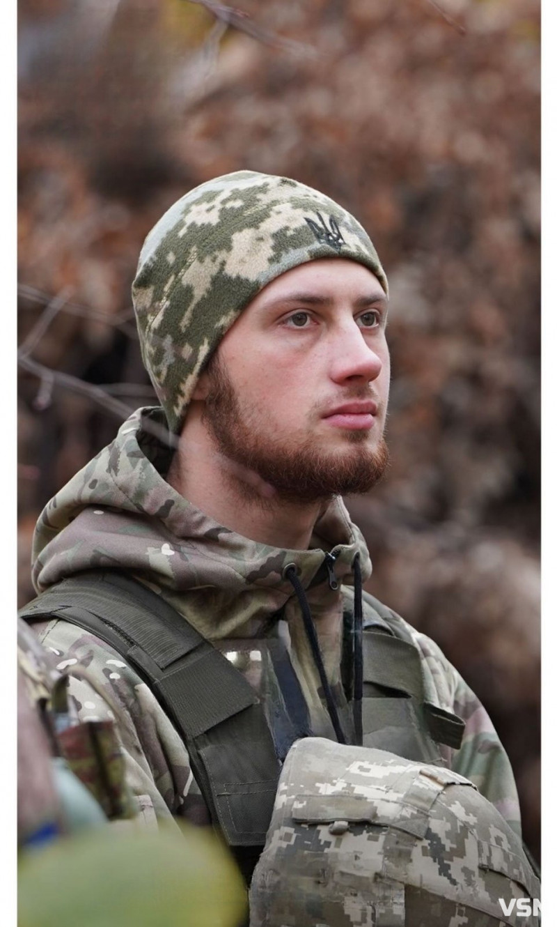 У 18 став воїном, загинув напередодні 23-річчя, не встигнувши освідчитись коханій. Спогади про захисника з Волині