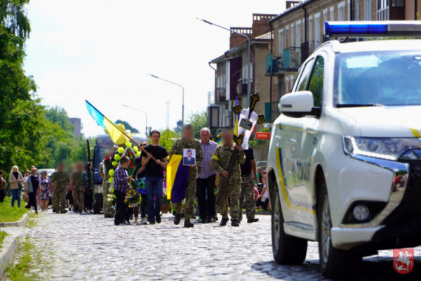 У Володимирі попрощалися із двома захисниками