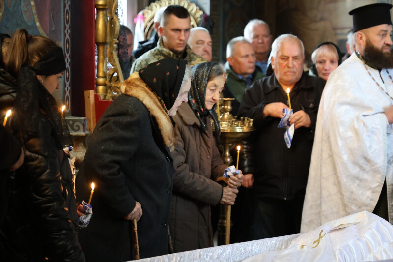 Загинув на Сумщині: у Луцьку попрощалися з Героєм Сергієм Макаруком