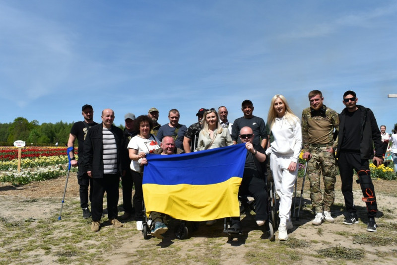 Життя попри війну: як «Волинська Голландія» приймала військових