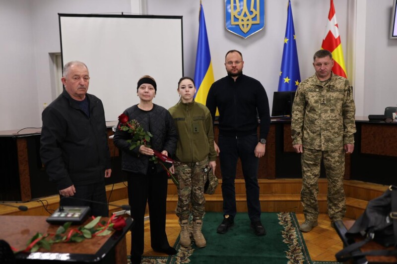 У Луцьку рідним полеглих воїнів вручили державні нагороди