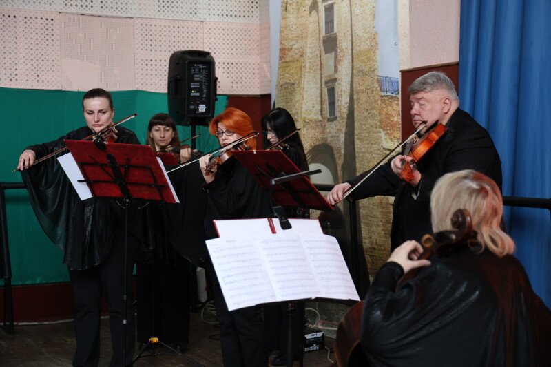 У Луцьку попрощалися з видатним музикантом Товієм Рівцем