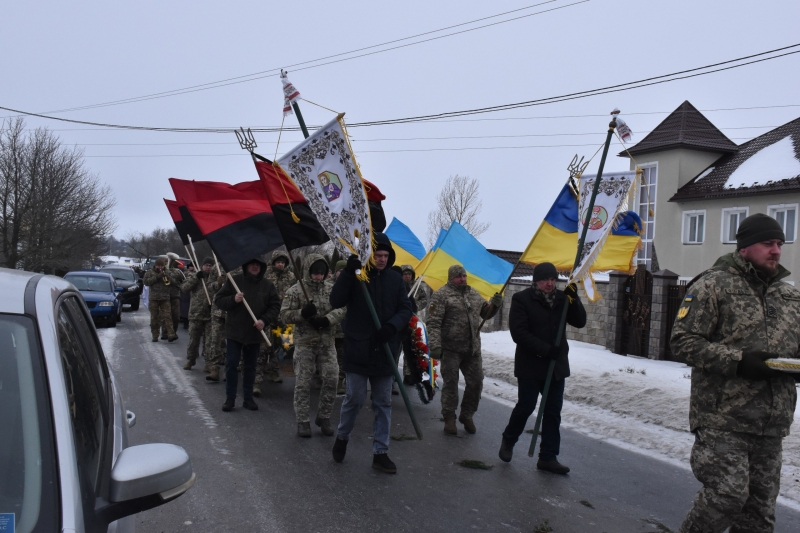 На Волині в останню путь провели Героя Віктора Радченка