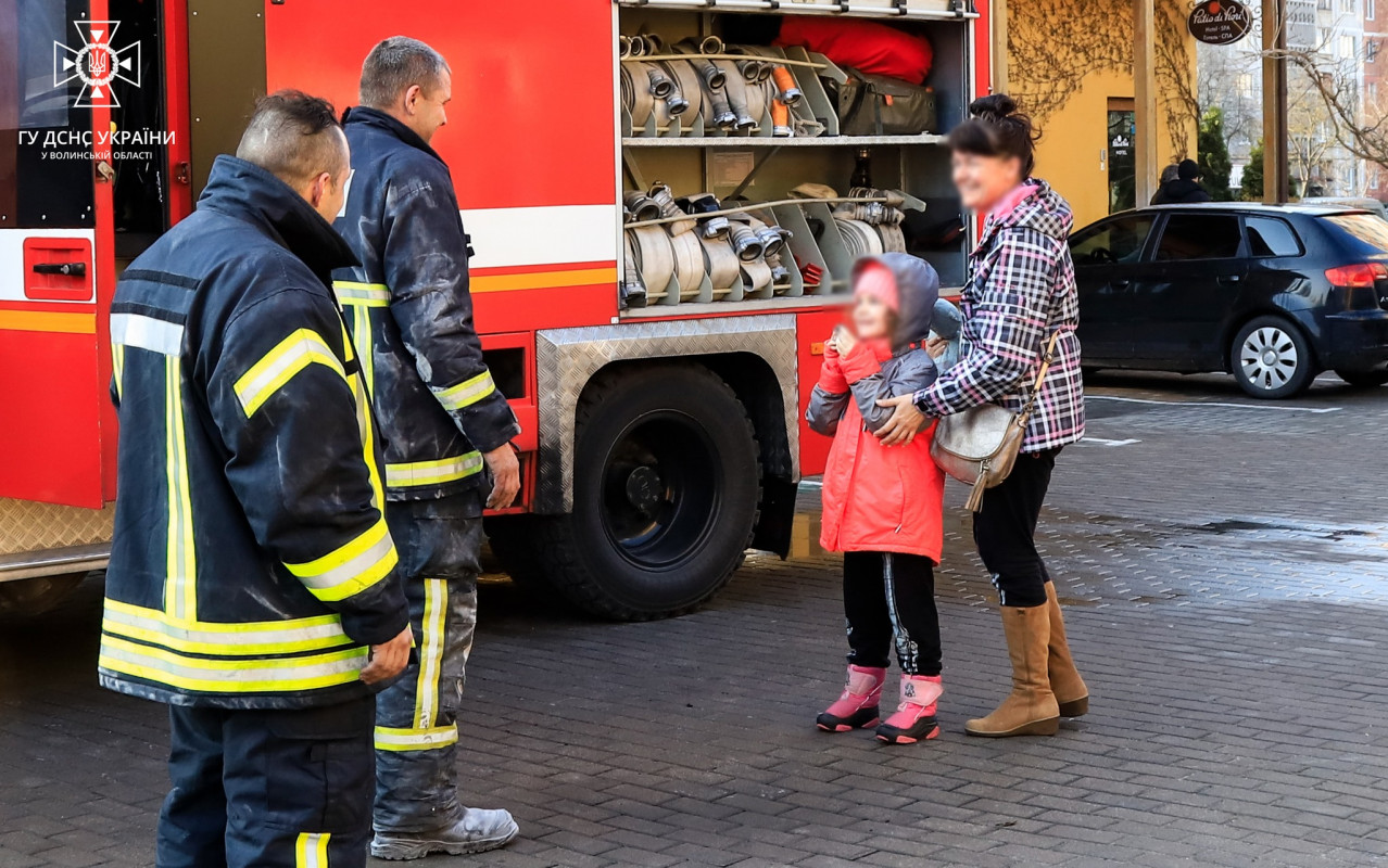 У Луцьку через пожежу в спорткомплексі евакуювали чотирьох дорослих та двоє дітей