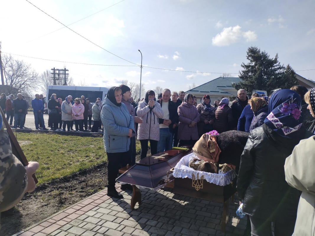 Життя обірвалось на Донеччині: волиняни попрощались з Героєм Миколою Тимощуком