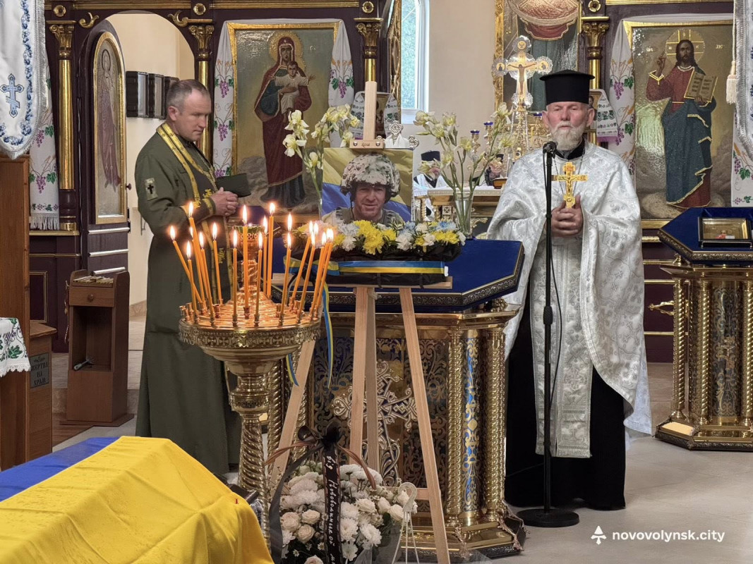 У громаді на Волині провели в останню дорогу Героя Сергія Запорожця