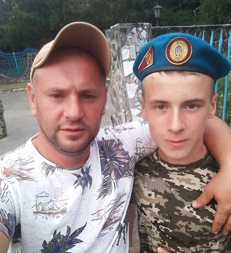 «Вони діти, але такі дорослі»: історія волинянина, який втратив 20-річного сина на війні