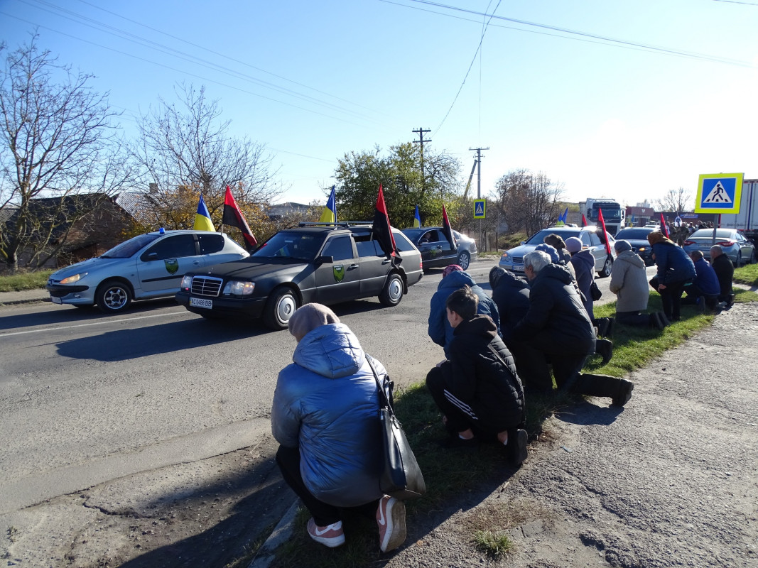 Загибель підтвердила ДНК-експертиза: на Волині віддали шану захиснику, який довгі місяці вважався зниклим безвісти