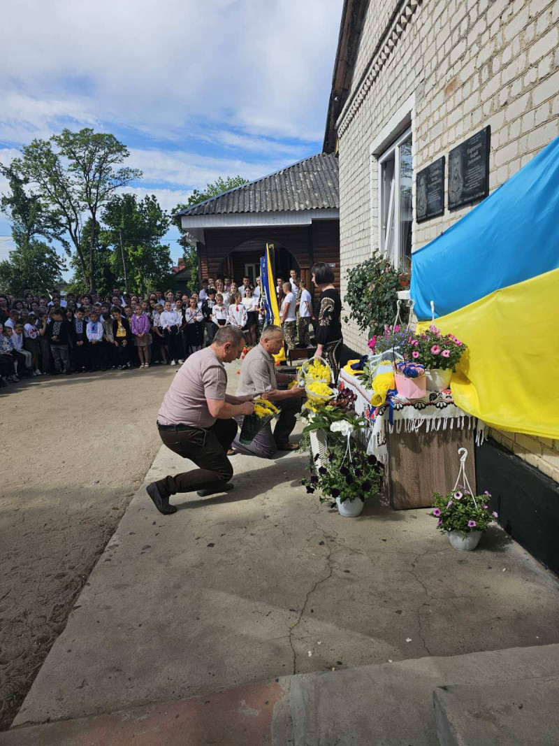 У громаді на Волині відкрили меморіальні дошки полеглим Героям