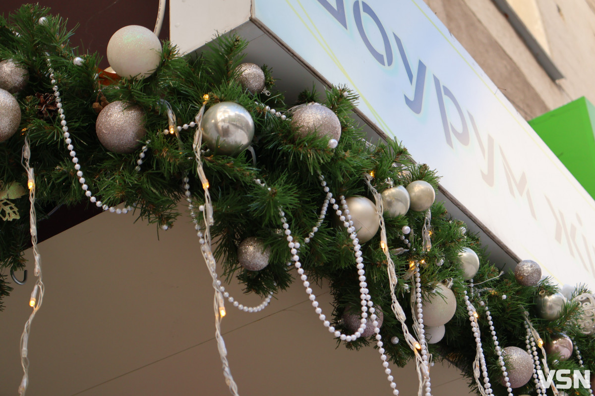 Останній день 2025 у Луцьку: місто в очікуванні Нового року. Фоторепортаж