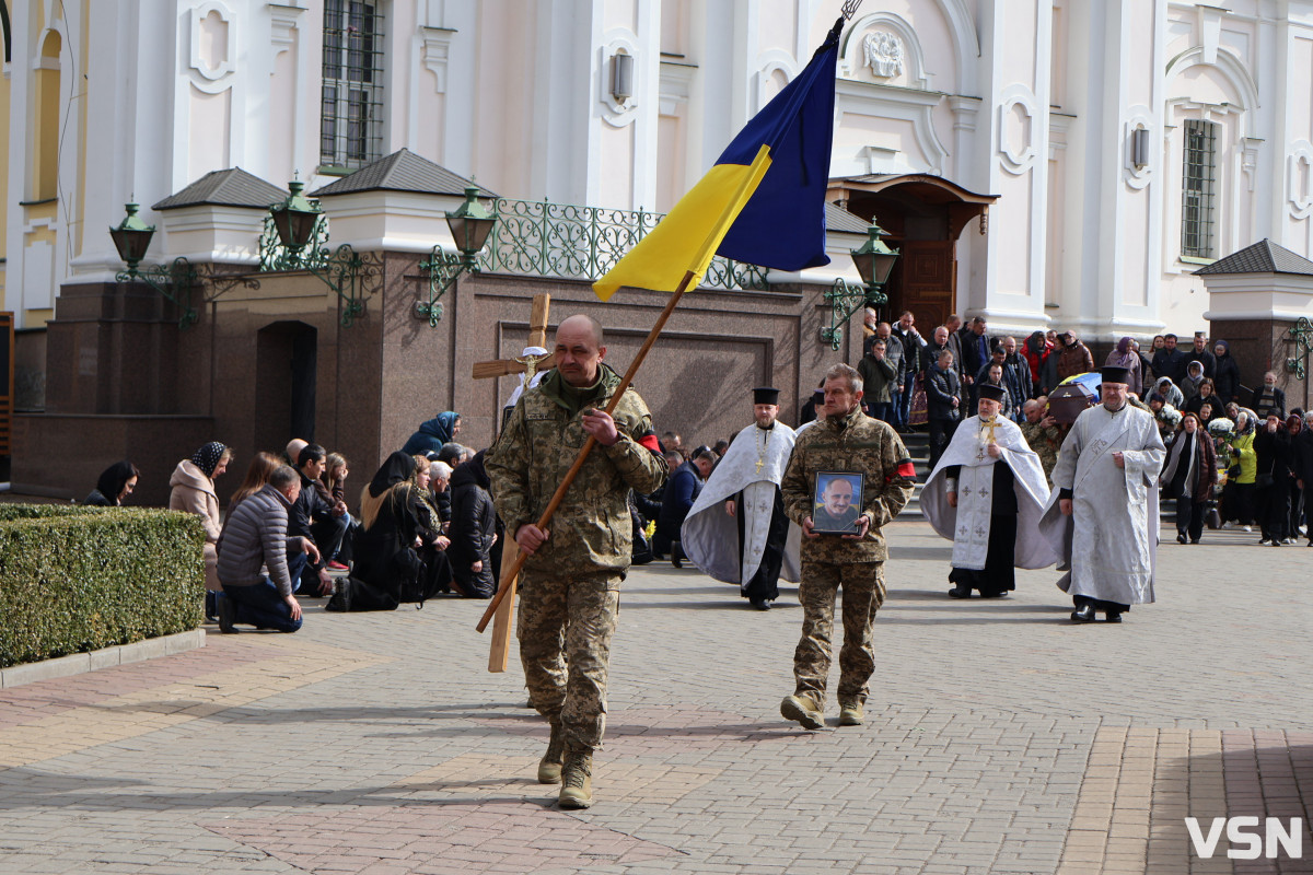 Навіки 45: у Луцьку попрощалися з Героєм Дмитром Гуцаленком