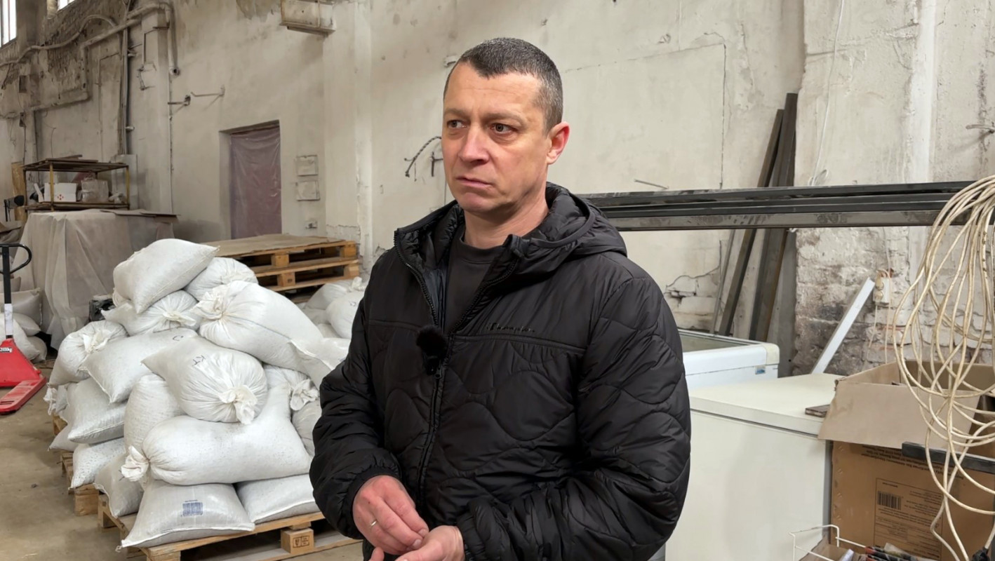 Ветеран із Волині отримав грант і відкрив виробництво кормів для тварин