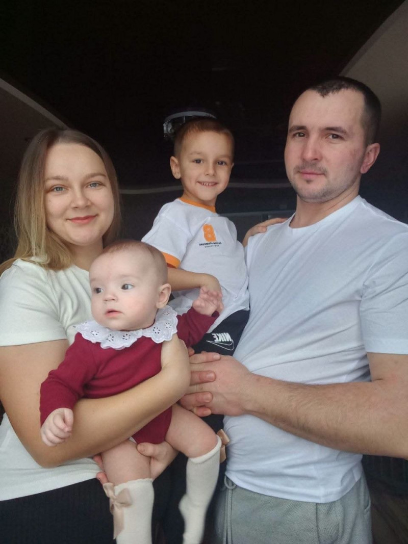 На Волині подружжя вирощує понад тисячу кущів помідорів: починали лише з 50