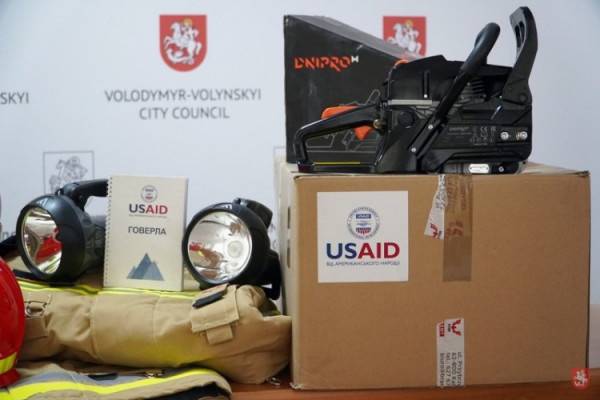 Володимирські рятувальники отримали обладнання на пів мільйона гривень