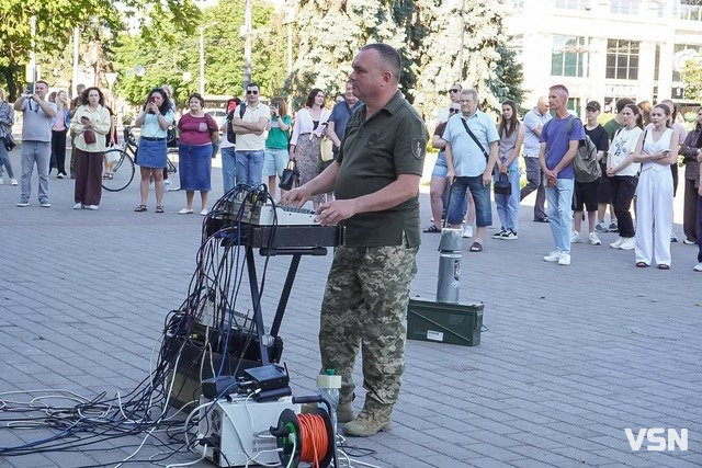 Особливий захід просто неба: у центрі Луцька відбувся концерт військового оркестру