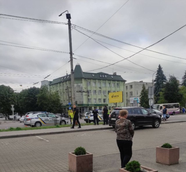 Розповіли деталі аварії у Луцьку, де поліція охорони збила чоловіка