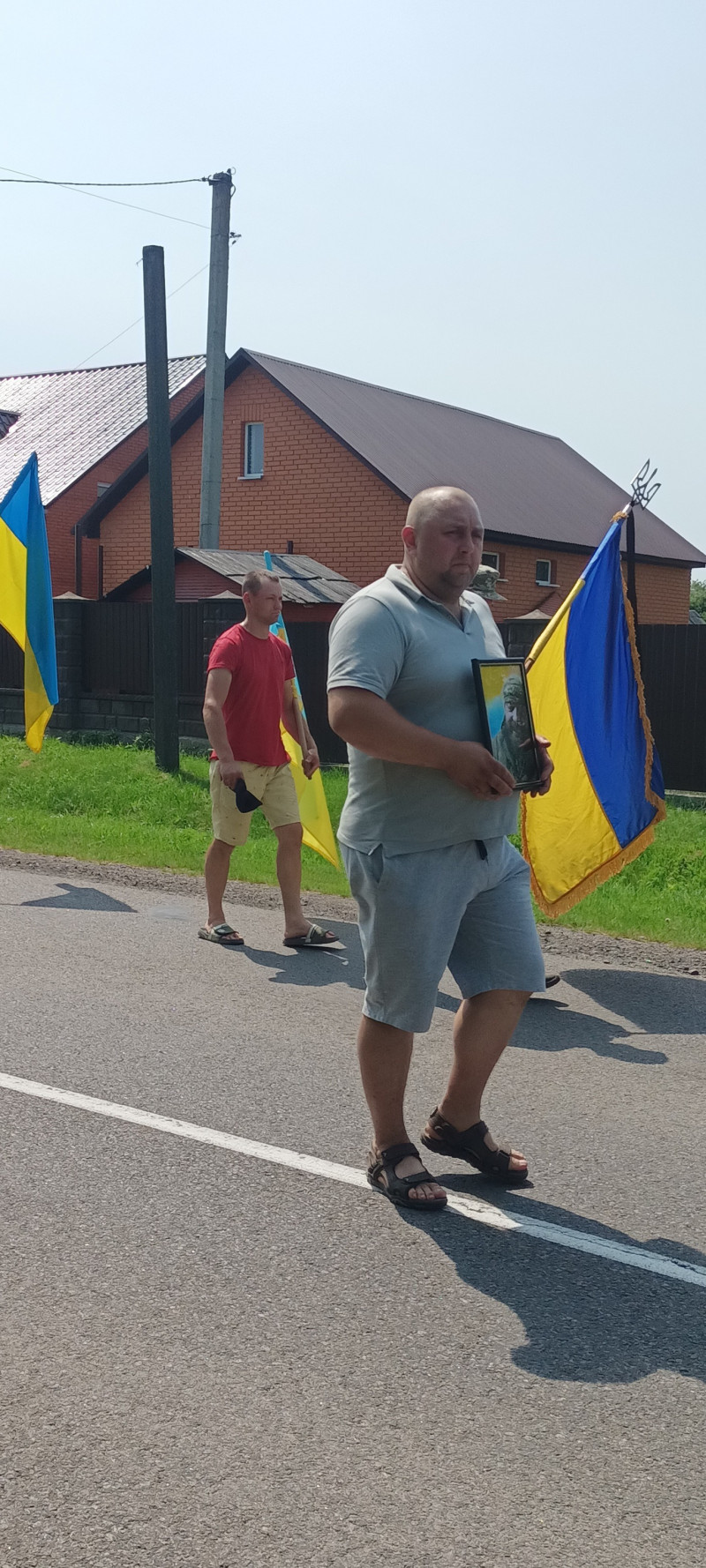 Довгий час вважався зниклим безвісти: на Волині попрощались з Героєм Сергієм Холодовим