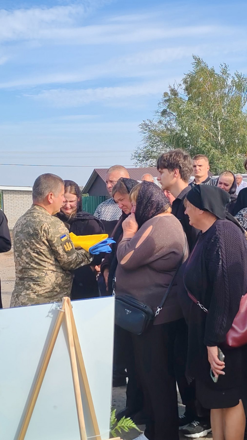 Зник безвісти понад 2 роки тому під час бою на Курщині: на Волині попрощалися із Героєм Вадимом Павліком