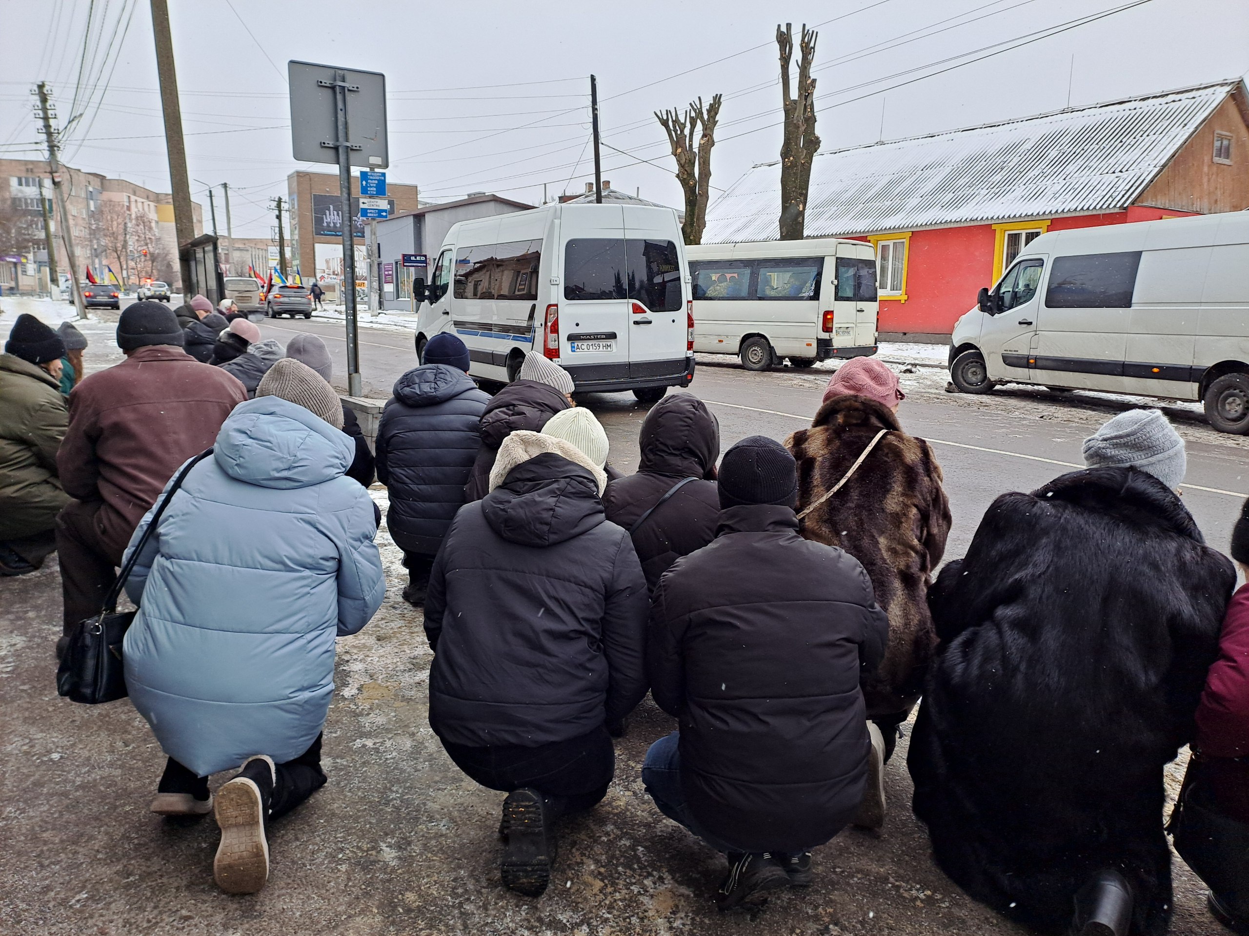 Мобілізували влітку: на Волині в останню путь провели Героя Романа Сахарука