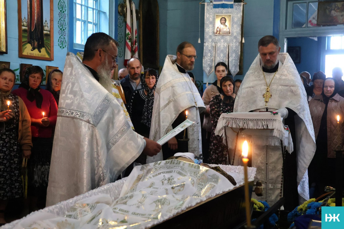 На Волині попрощалися із захисником Сергієм Клапінським, життя якого трагічно обірвала ДТП