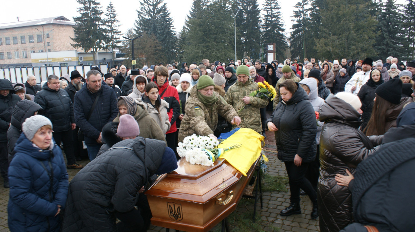 Навіки 44: на Волині попрощалися з Героєм Анатолієм Репшем