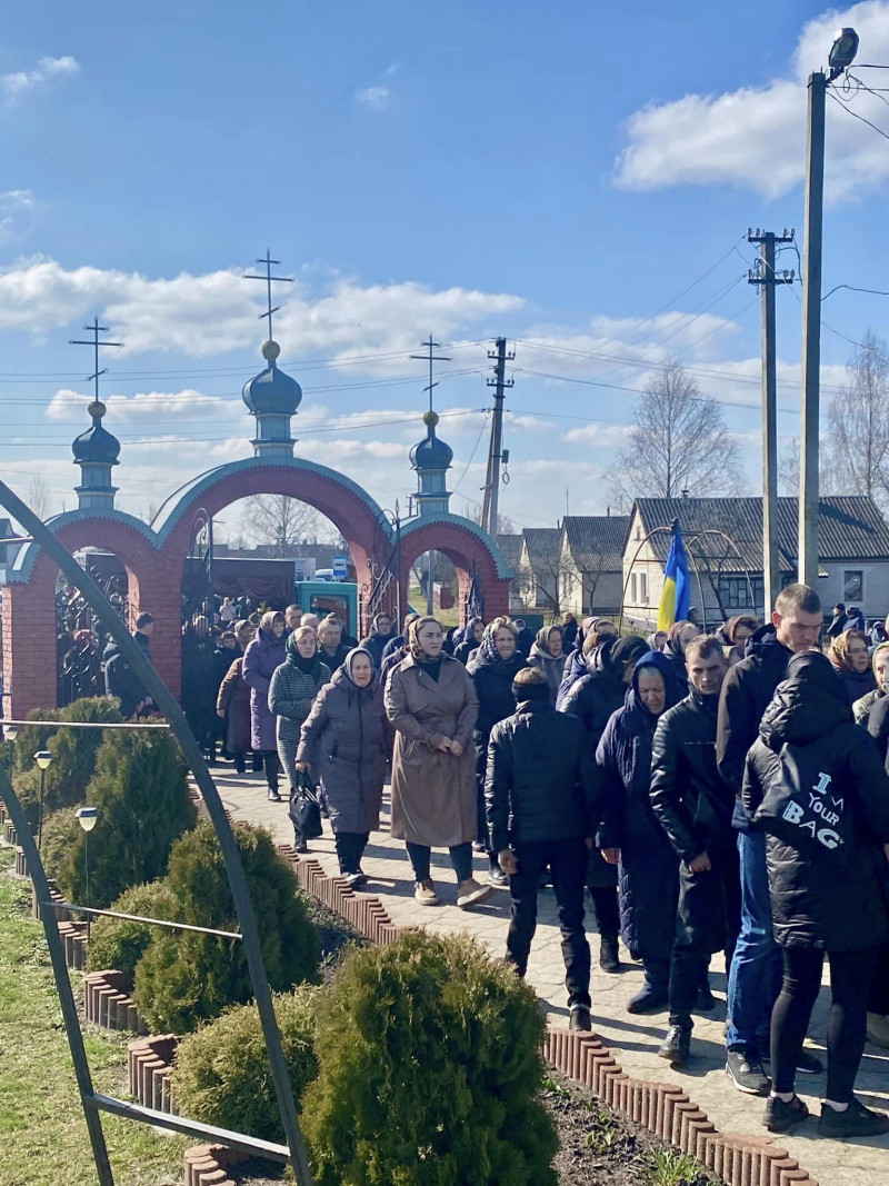 Герої не вмирають: на Волині поховали загиблого захисника Сергія Янчука. Фото