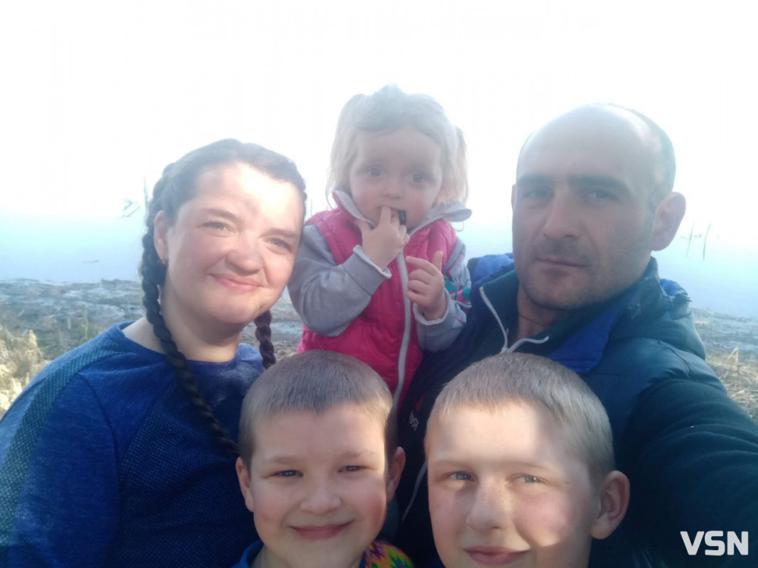 За тиждень до загибелі дізнався про вагітність дружини, а після смерті приніс подарунки для донечки: історія Героя з Волині Руслана Рябого