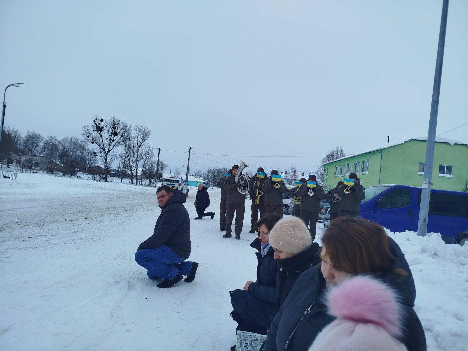 Брат - теж на фронті: на Волині в останню путь провели мужнього воїна Сергія Верезія