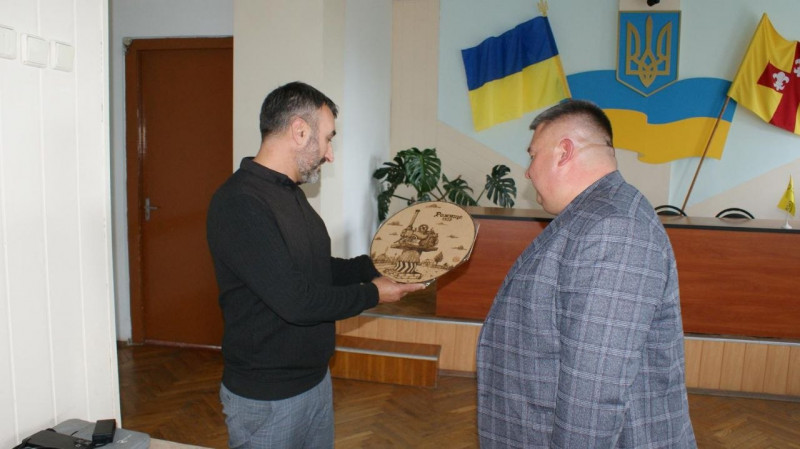 Рожищенські добровольці перейняли досвід пожежних команд Рівненщини: підписали два меморандуми