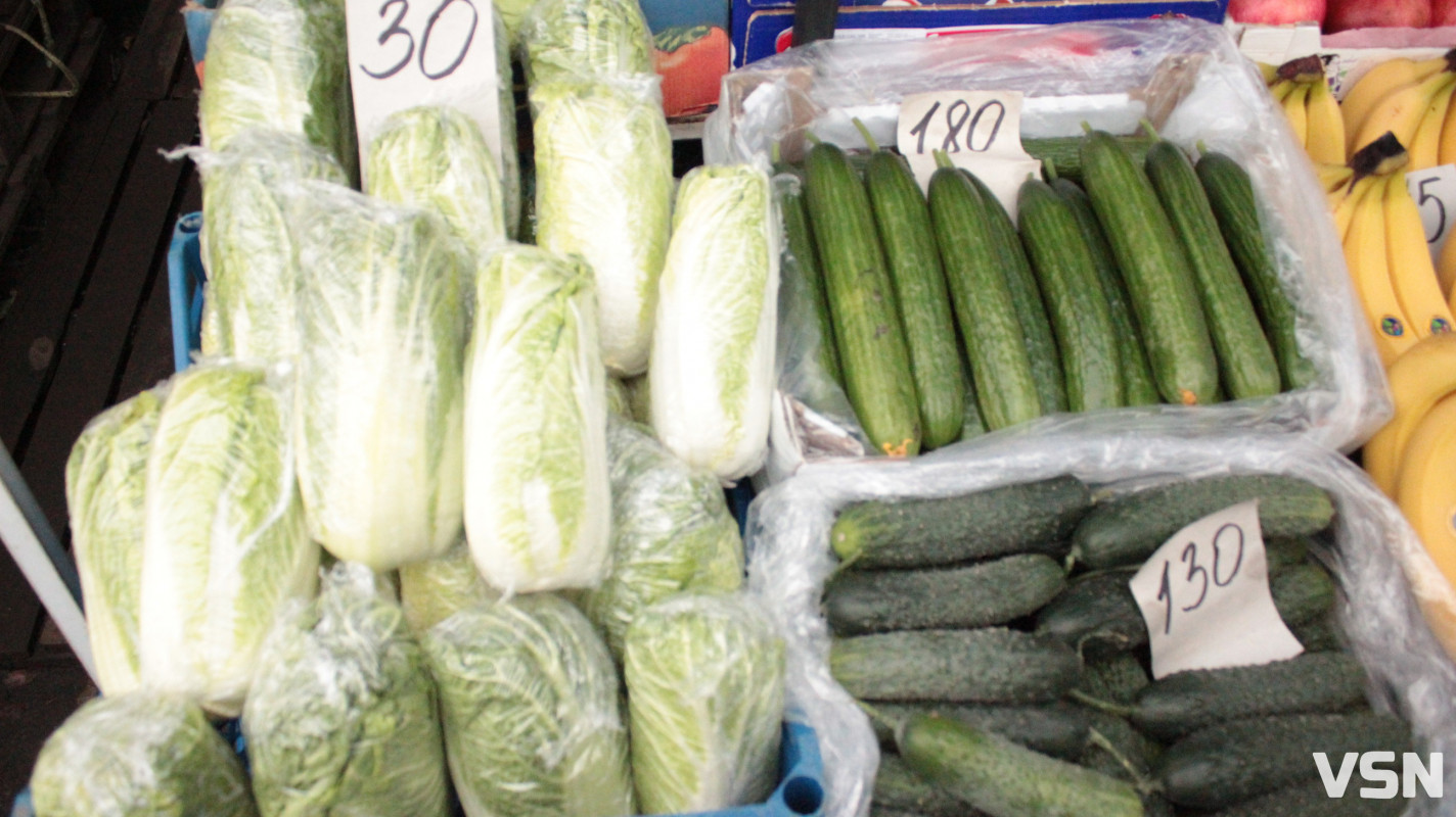 Скільки коштують овочі на ринку у Луцьку?