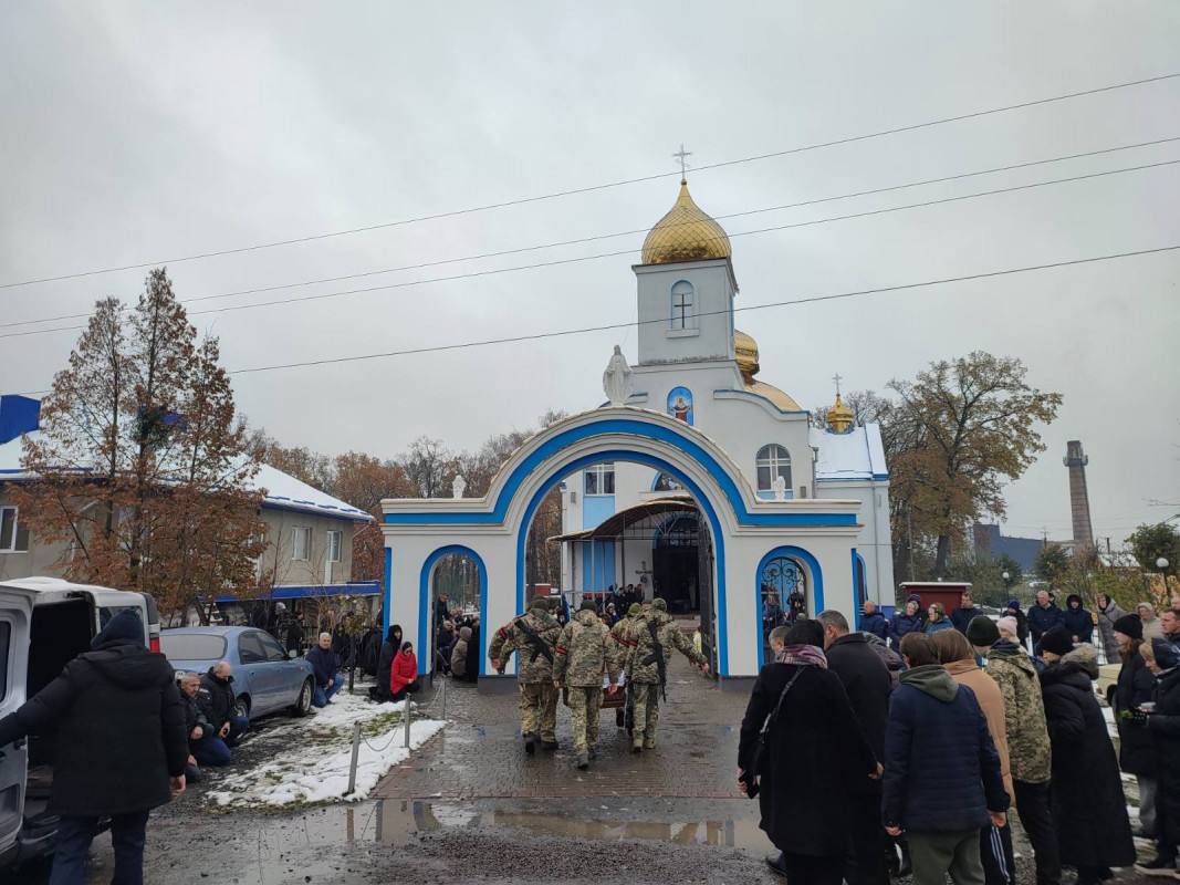 Навіки 28: на Волині попрощалися із Героєм Юрієм Наумчуком