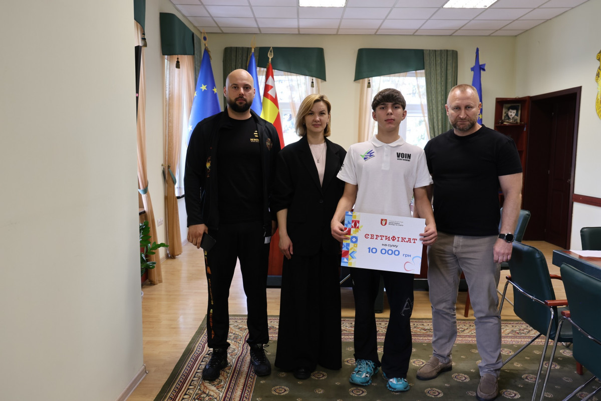 Спортсмени з Луцька отримали сертифікати за успішні виступи на чемпіонатах Європи та світу