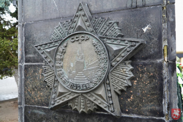 Прощання з епохою: у Володимирі демонтують радянські пам’ятники