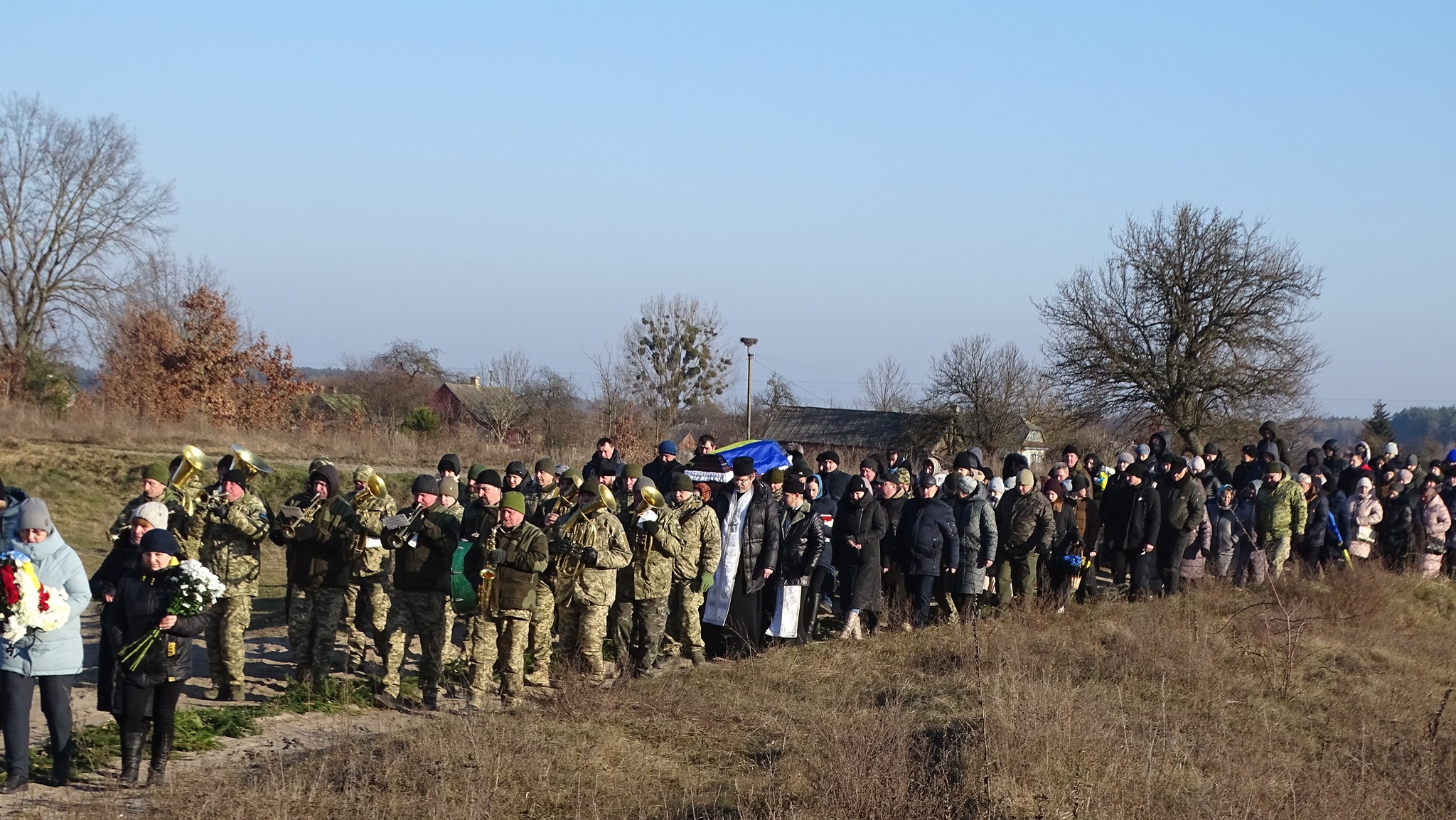 Навіки 37: на Волині в останню дорогу провели молодого Героя Андрія Савчука