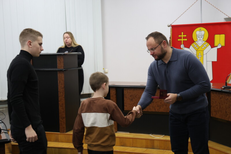 У Луцьку рідним полеглих воїнів вручили державні нагороди