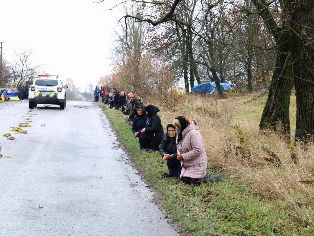 Довгий час вважався зниклим безвісти: на Волині попрощалися з Героєм Валентином Боском