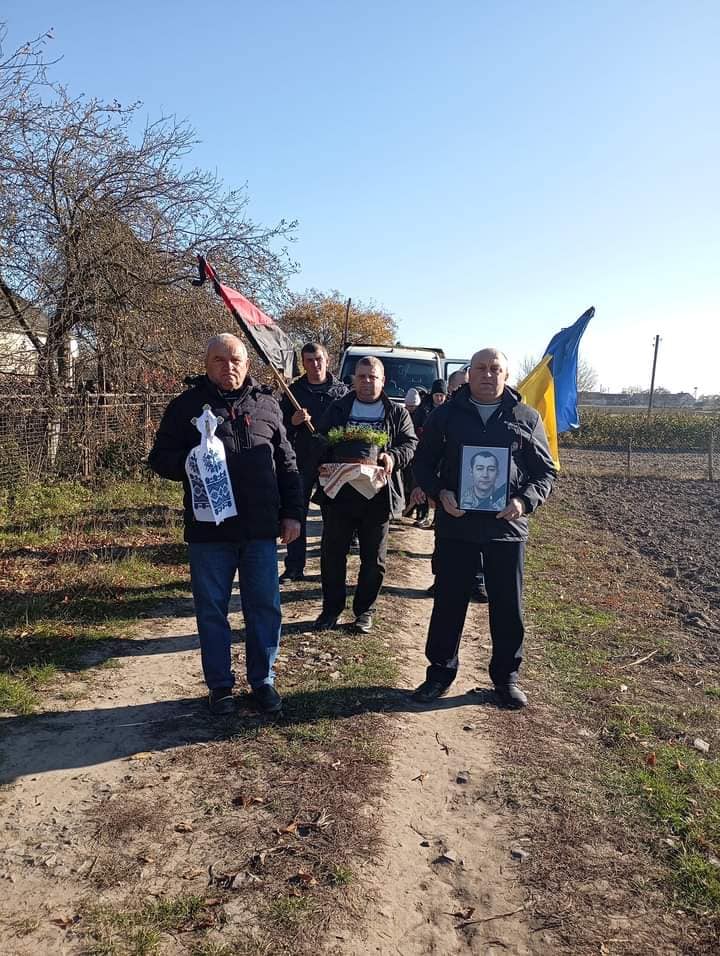 У Луцькому районі поховали військовослужбовця Олександра Приходька