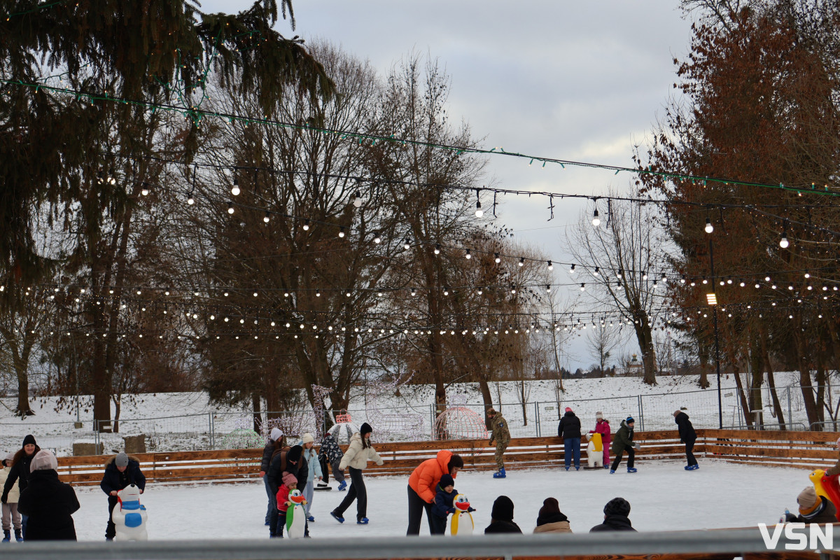 Де у Луцьку покататися на ковзанах: адреси, ціни та графік роботи